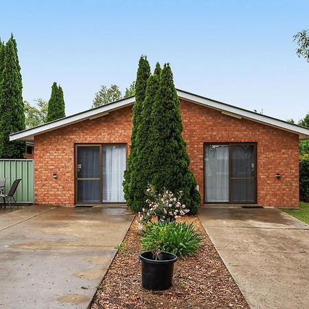 Fossicker Caravan Park Glen Innes Extérieur photo